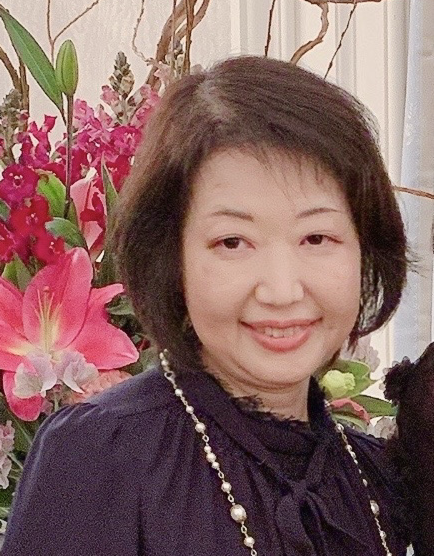 石井晶子